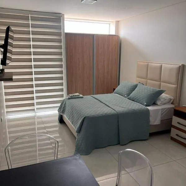 Moderno y hermoso departamento en la mejor zona de Santa Cruz – hotel w mieście Hamacas