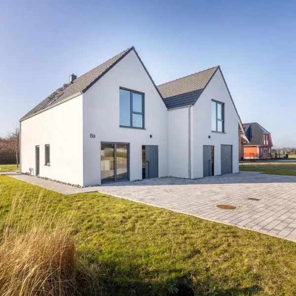 Ferienhaus Elisa, Haus mit Kamin, Sauna, Terrasse, hotel en Dranske
