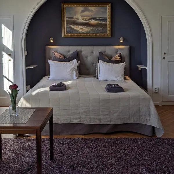 Brunsbo G:a Biskopsgård Hotell & Konferens, hotel in Skara