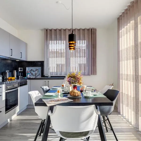 Apartment B5 "Sauna, Fitness & Haffblick" im "Pine Hill Resort", hotel in Zirchow