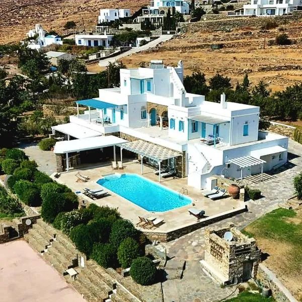 Villa Marble Tinos: Agios Fokas şehrinde bir otel