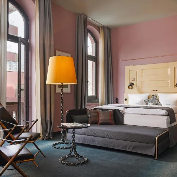 25hours Hotel Altes Hafenamt, hotel v Hamburku