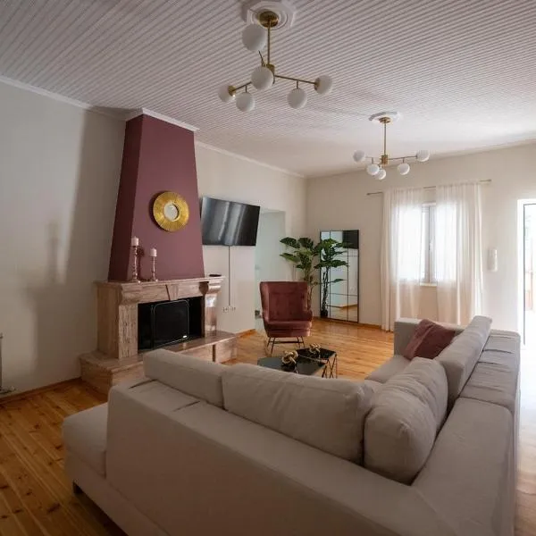 Tsagris Guest House, ξενοδοχείο στο Αίγιο