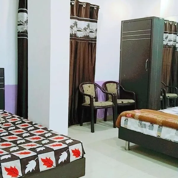 Hotel Love Bite, hotel i Hisār