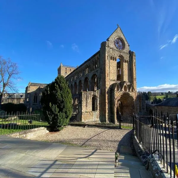 Abbey House Charming traditional historic house, ξενοδοχείο σε Jedburgh