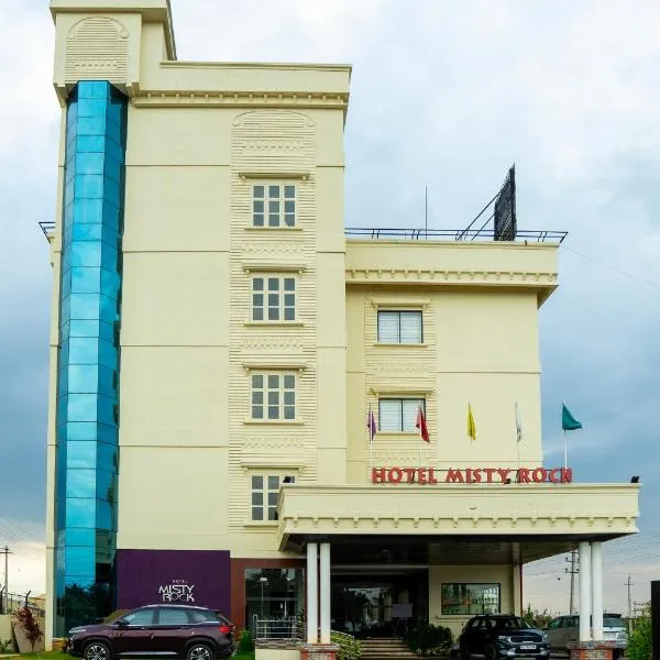 Misty Rock Hotels, hotel in Gundlupet
