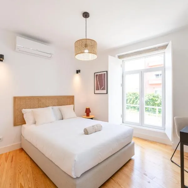Sunny Lisbon Apartments by Soulplaces, hotel v Lisabonu