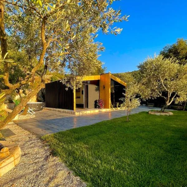 Mit Warde Cabin,巴特倫的飯店