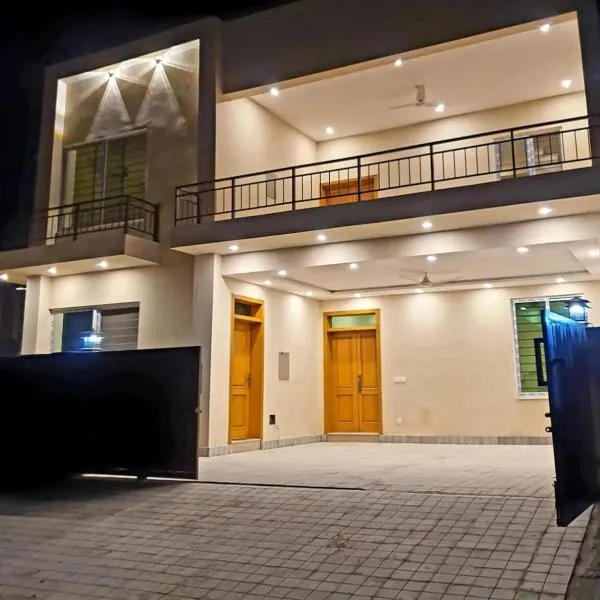 Vanilla In Guest house, hotel in Islamabad