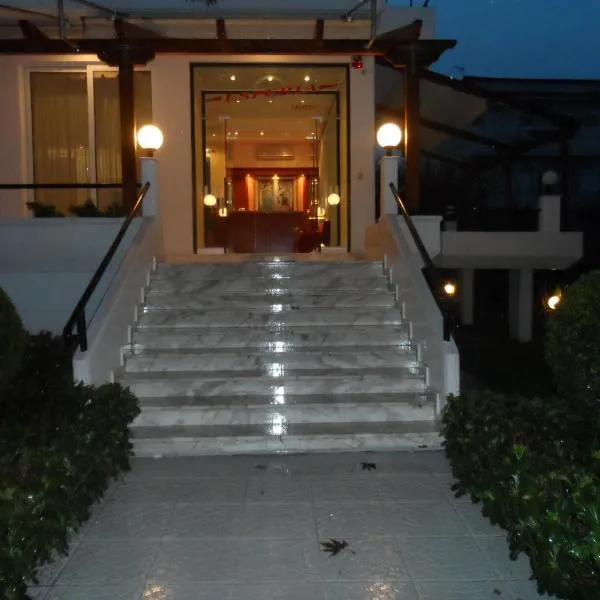 Therma Hotel: Loutra Ipatis şehrinde bir otel