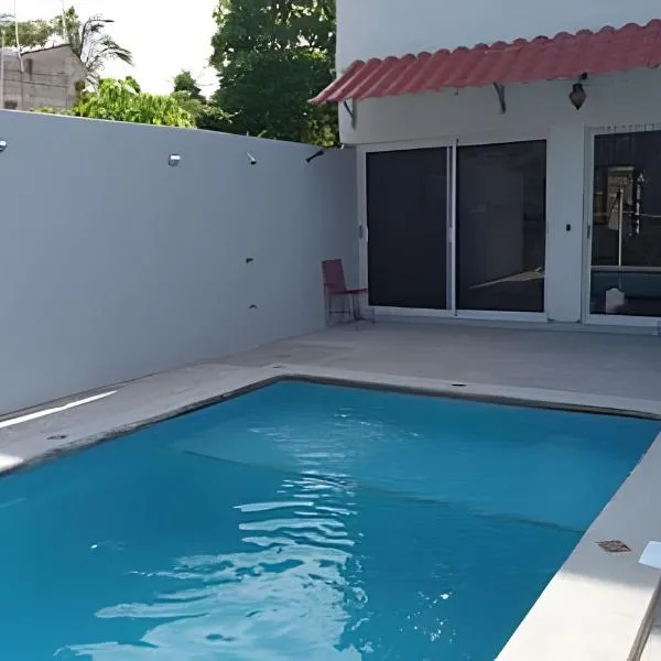 C12 · Casa 2 niveles, alberca y vista al manglar, hotel in Peñita de Jaltemba