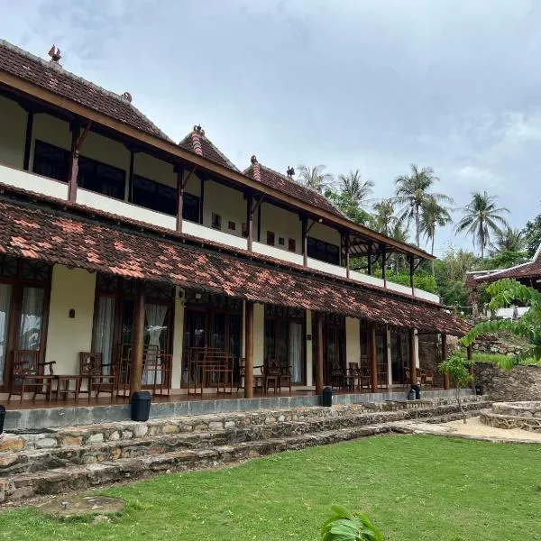 Arys Lagoon Bungalow & Hotel, hotel v destinaci Karimunjawa