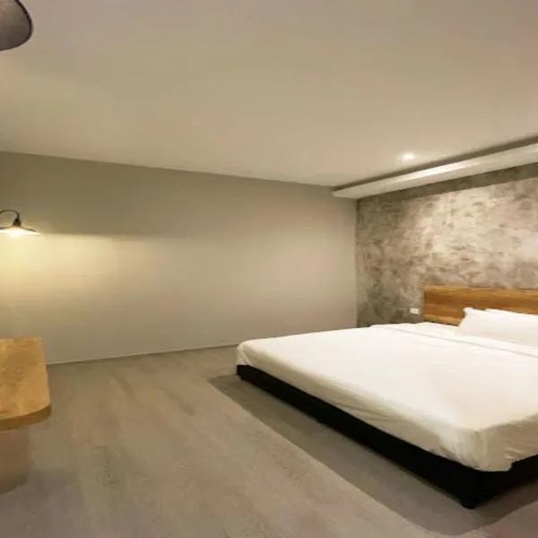 Saradise Point Stay, hotel in Kuching
