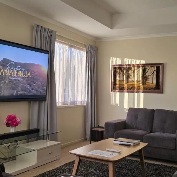 3 Bedroom home in Palmerston North with BBQ and Sky Tv, hotel di Palmerston North