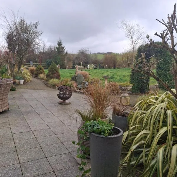 Deeside Manor, hotel in Stabannan