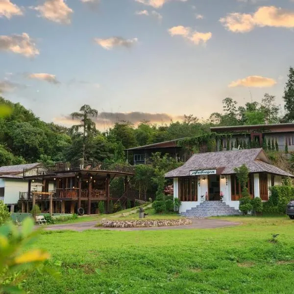 Arbuya River Hill, hotel em Ban Na Kok