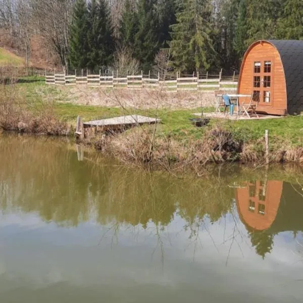 La cabane, hotel i Lonny