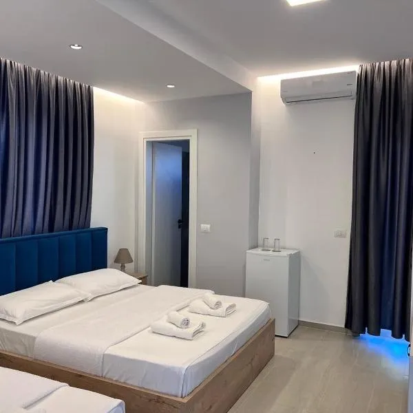 Twins Hotel，位于卡萨米尔的酒店