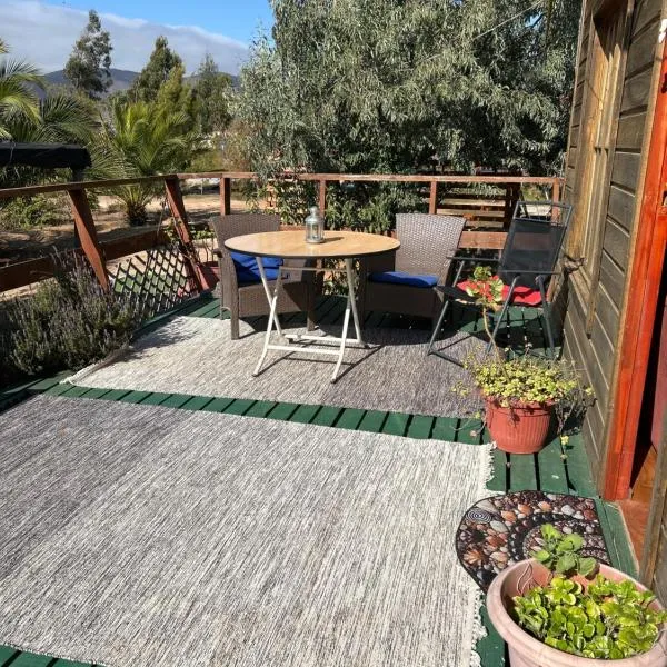 Cabaña con Piscina Guanaqueros, hotell sihtkohas Guanaqueros