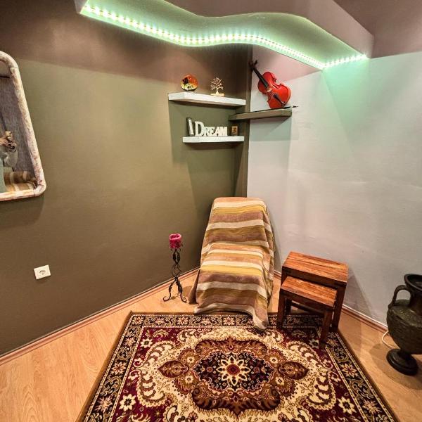 2 Rooms Nirvana Apartment, Atene