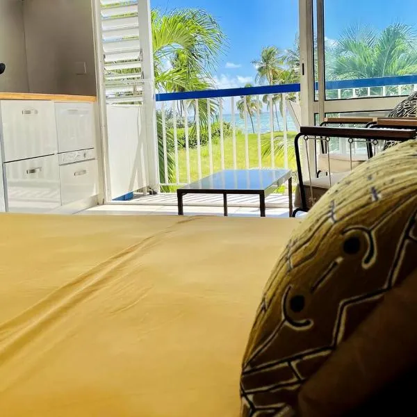 Savane 82 - Vue mer - Accès plage, Hotel in Le Gosier