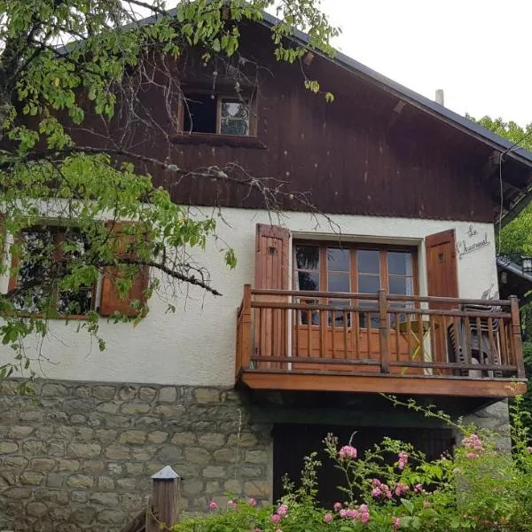 Chalet LE CHEVREUIL Proche La Foux d'Allos, hotel u gradu Villars-Colmars