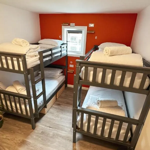 Railway Sleeper Hostel, hotel v destinaci Castlerock