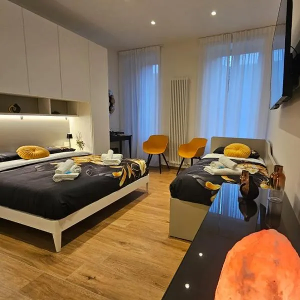 Salotto Corso Garibaldi、ピアチェンツァのホテル