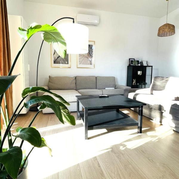 House FLOW, 3 room, free 2 parking, Bratislava