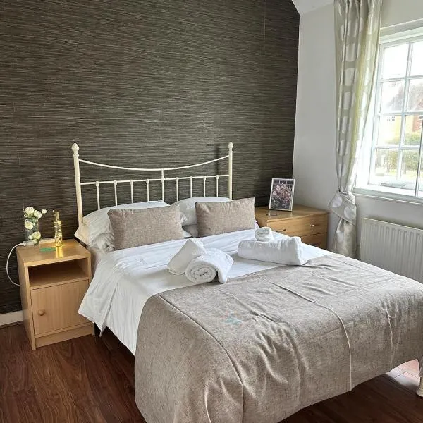 Cosy 2-Bed Retreat in Hampstead, hotel in London