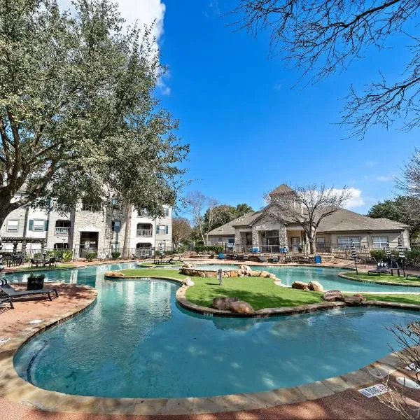 Houston Lakeside Living，位于休斯顿的酒店