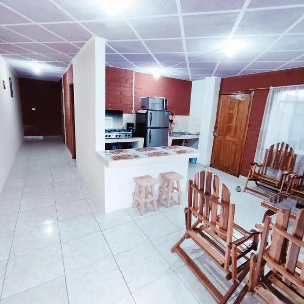 Serenity House，位于巴尼奥斯的酒店