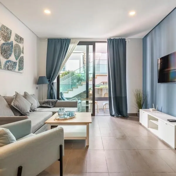 Luxurious flat Anfaplace, beach access，位于卡萨布兰卡的酒店
