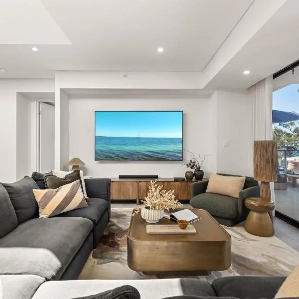 Oceanview Penthouse by Experience Jervis Bay, khách sạn ở Huskisson