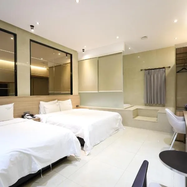 Almond Hotel Busan Station, hotel v destinaci Pusan