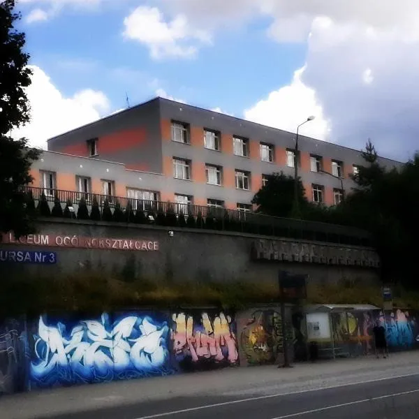 Szkolne Schronisko Młodzieżowe Sezonowe nr 3, hotel in Olsztyn
