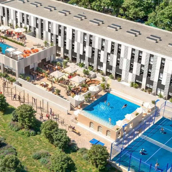 Vibe Stay Sevilla Residencia de Estudiantes - Adults Only, hotel en Sevilla