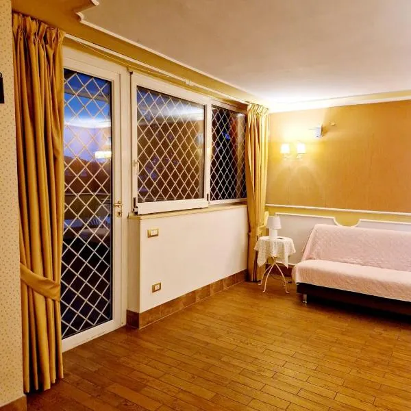 Fuga a Napoli Apartment, hotel in Naples