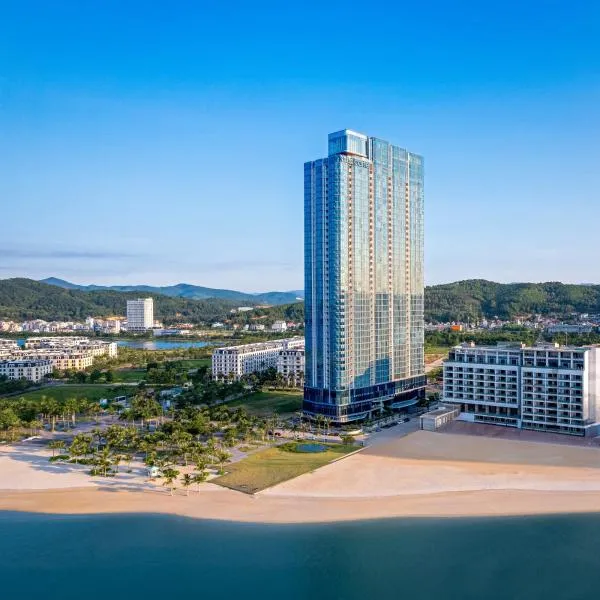 A La Carte Ha Long Bay Managed by TASECO, Hotel in Hạ Long