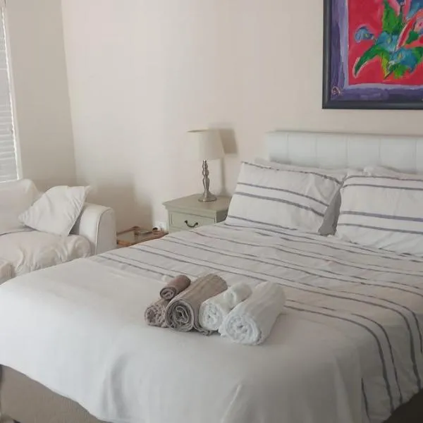 Amanda's Place، فندق في هيرمانوس