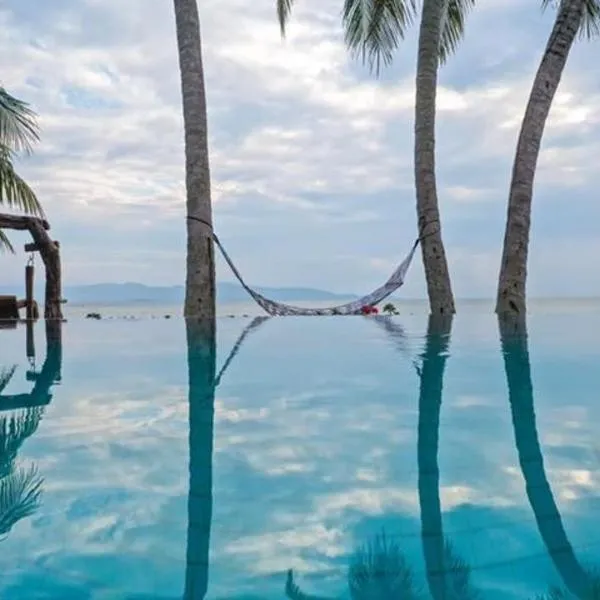 Yiuvilla Luxury Beachfront Villa Koh Phangan, hotel in Thongsala