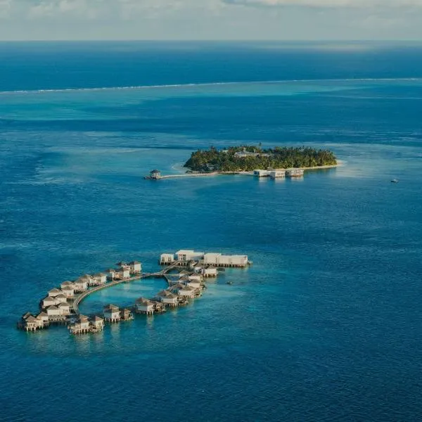 Raffles Maldives Meradhoo, hotel in Gaafu Alifu Atoll