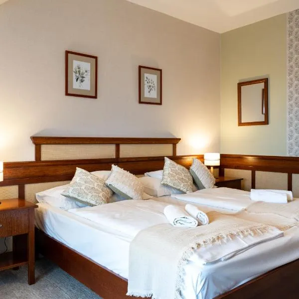 Hotel Kardosfa, hotell sihtkohas Zselickisfalud