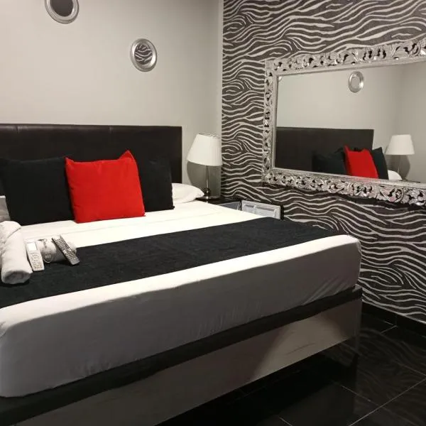 Apartamentos Rous - Solo adultos，位于瓦伦西亚的酒店