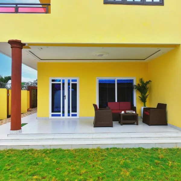 Maison moderne à Calavi - paisible et confortable, hotel ad Abomey-Calavi