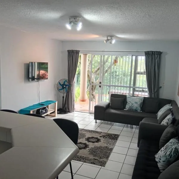 Laguna La Crete 238, Hotel in Uvongo Beach