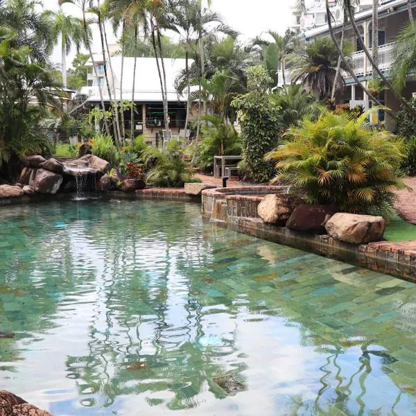 Colonial Palms Motor Inn, hotel in Airlie Beach