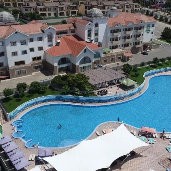Holiday Inn - Aktau - Seaside by IHG, hotel v mestu Aktau