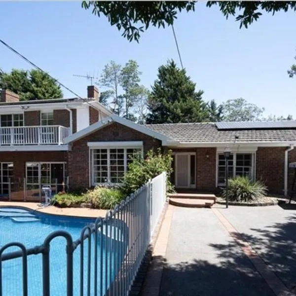 Paradise Holiday Home, hotel in Melbourne