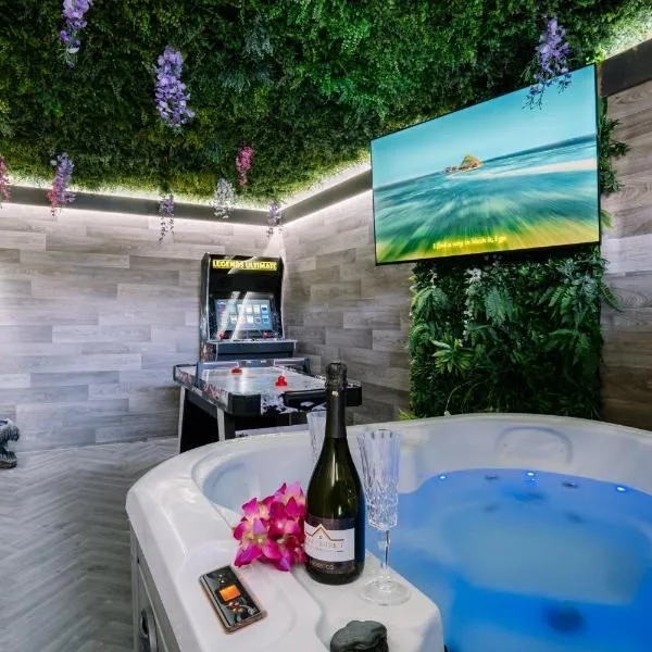 Rockside - Luxury 1 bedroom home with hot tub, central location, parking and pet friendly, hotel v destinaci Windermere